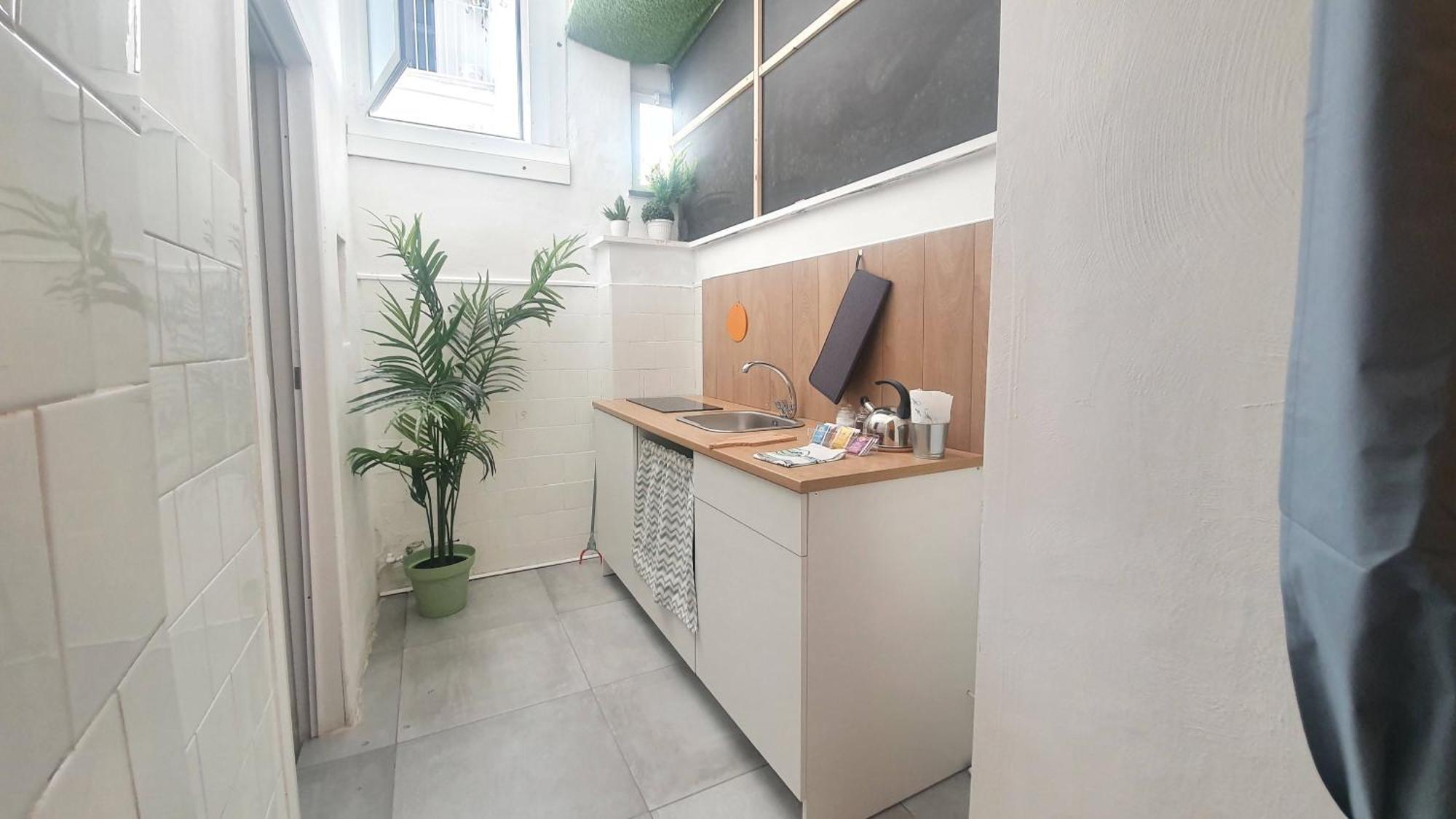 Suite Adriatica Hottube And Sauna Bari Bagian luar foto